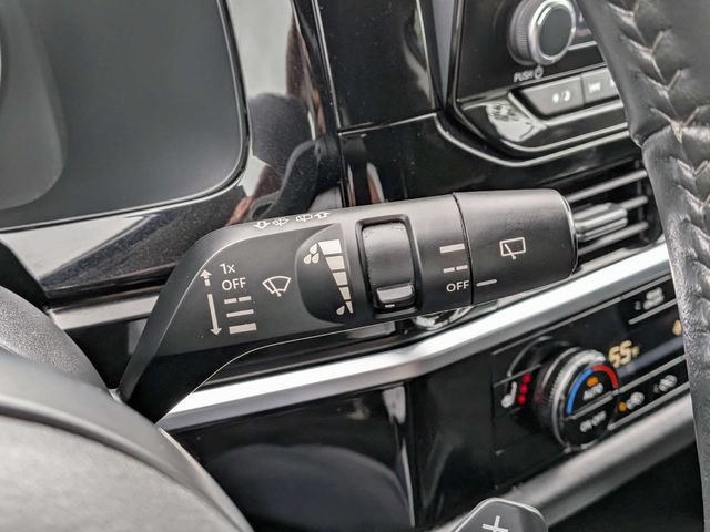 Used 2024 Nissan Pathfinder SV FWD image 26