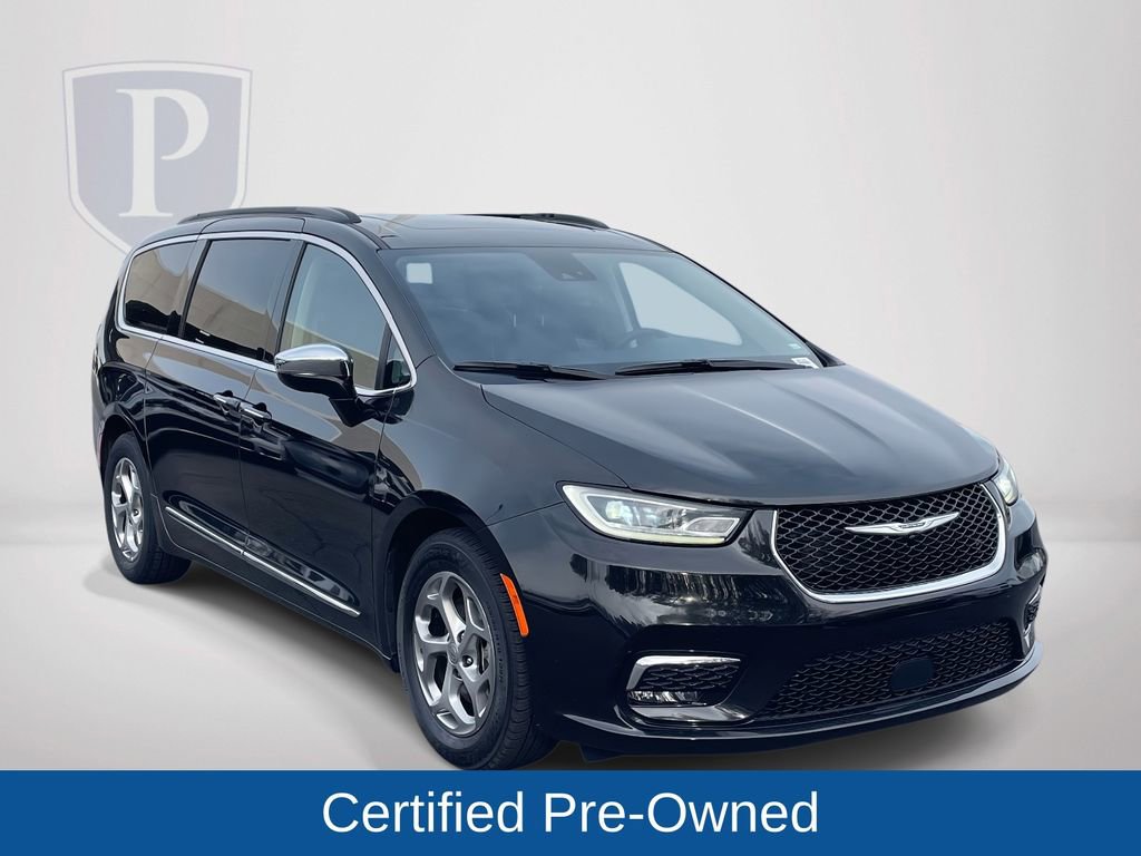 Certified 2023 Chrysler Pacifica Limited image 2
