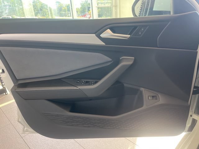 New 2026 Volkswagen Jetta SE FWD image 6