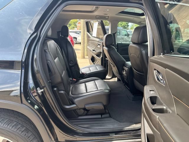 Used 2021 Chevrolet Traverse LT w/ LT Premium Package AWD/4WD image 15