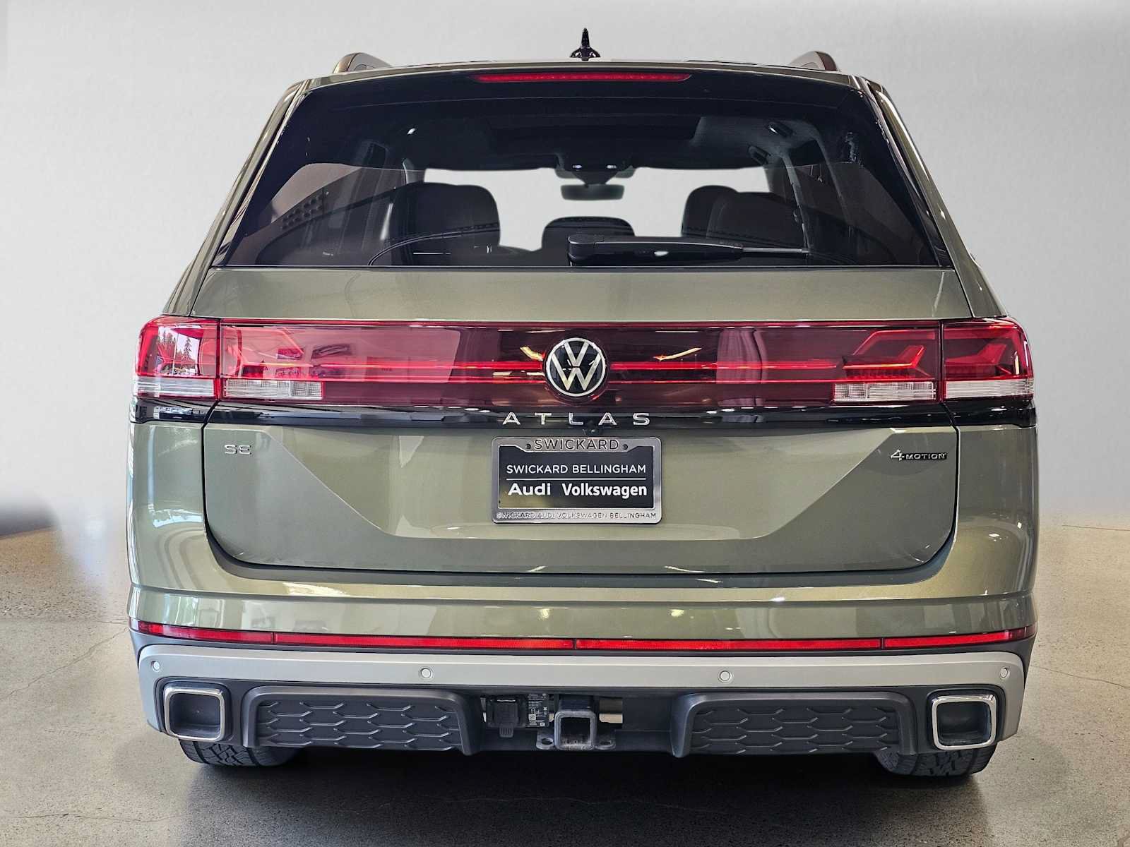 Used 2026 Volkswagen Atlas Peak Edition AWD/4WD image 4
