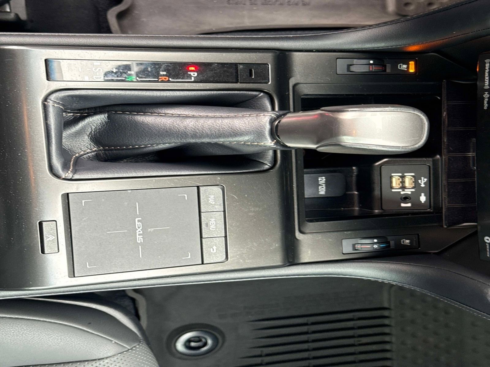 Used 2022 Lexus GX 460 Premium image 23