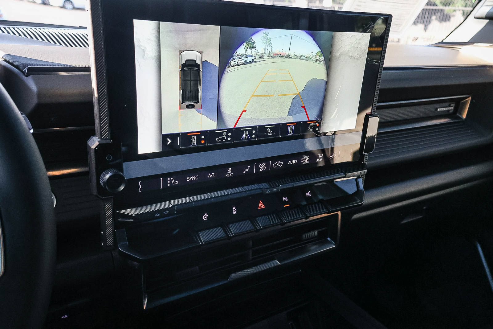Used 2024 GMC Hummer EV 3X AWD/4WD image 35
