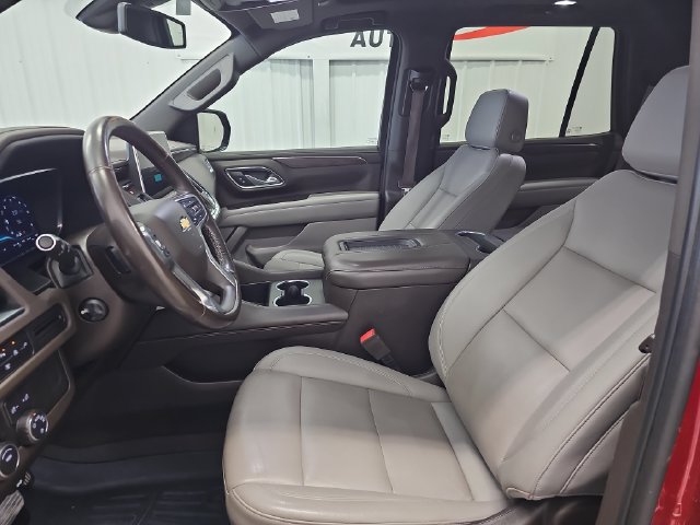 Used 2022 Chevrolet Tahoe LT w/ Luxury Package AWD/4WD image 9