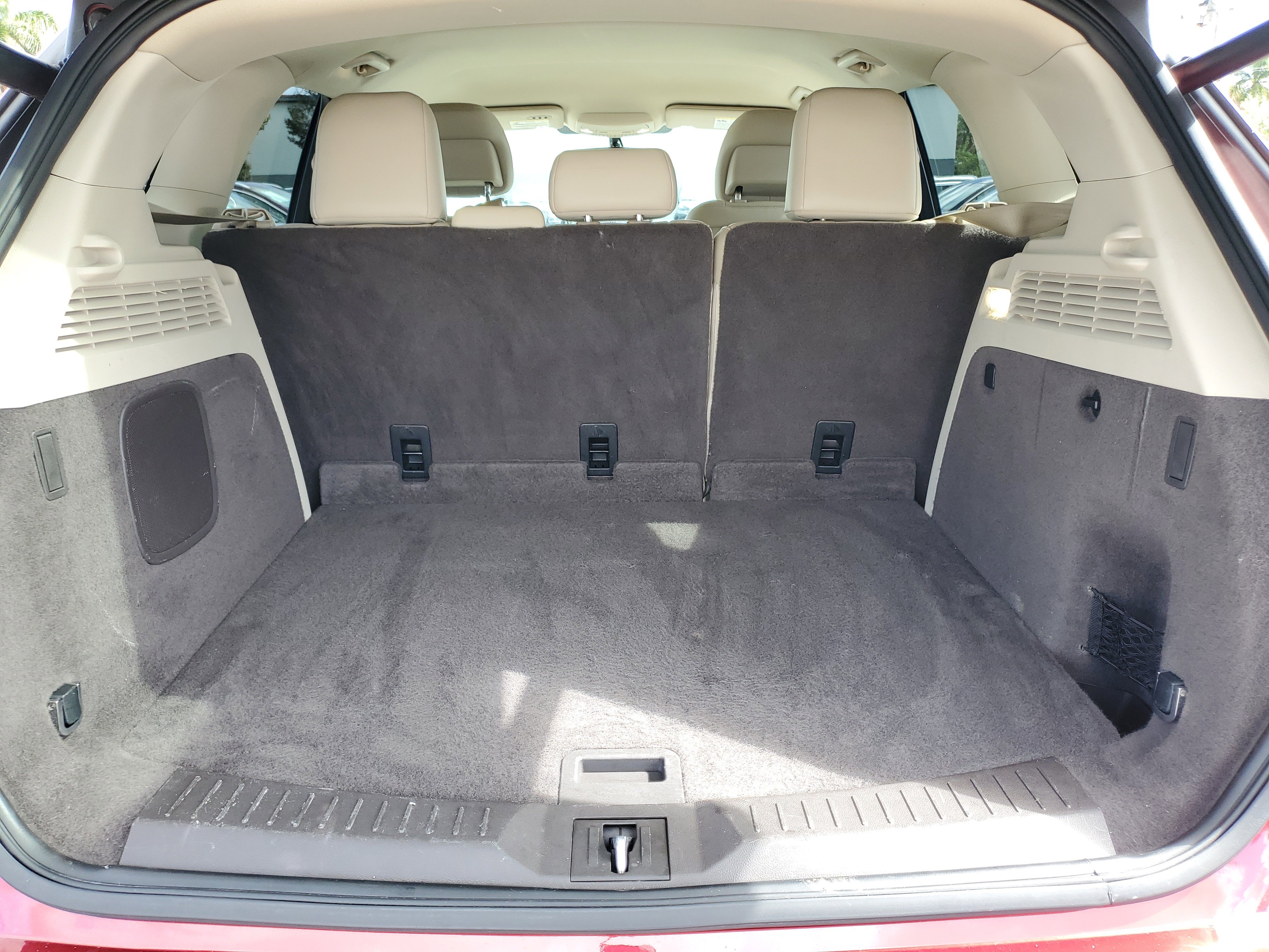 Used 2018 Lincoln MKC Select w/ Select Plus Package image 8