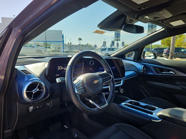 Used 2024 Chevrolet Equinox EV LT w/ LPO, Blackout Package FWD image 10
