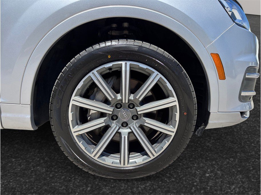 Used 2018 Audi Q7 3.0T Premium AWD/4WD image 13
