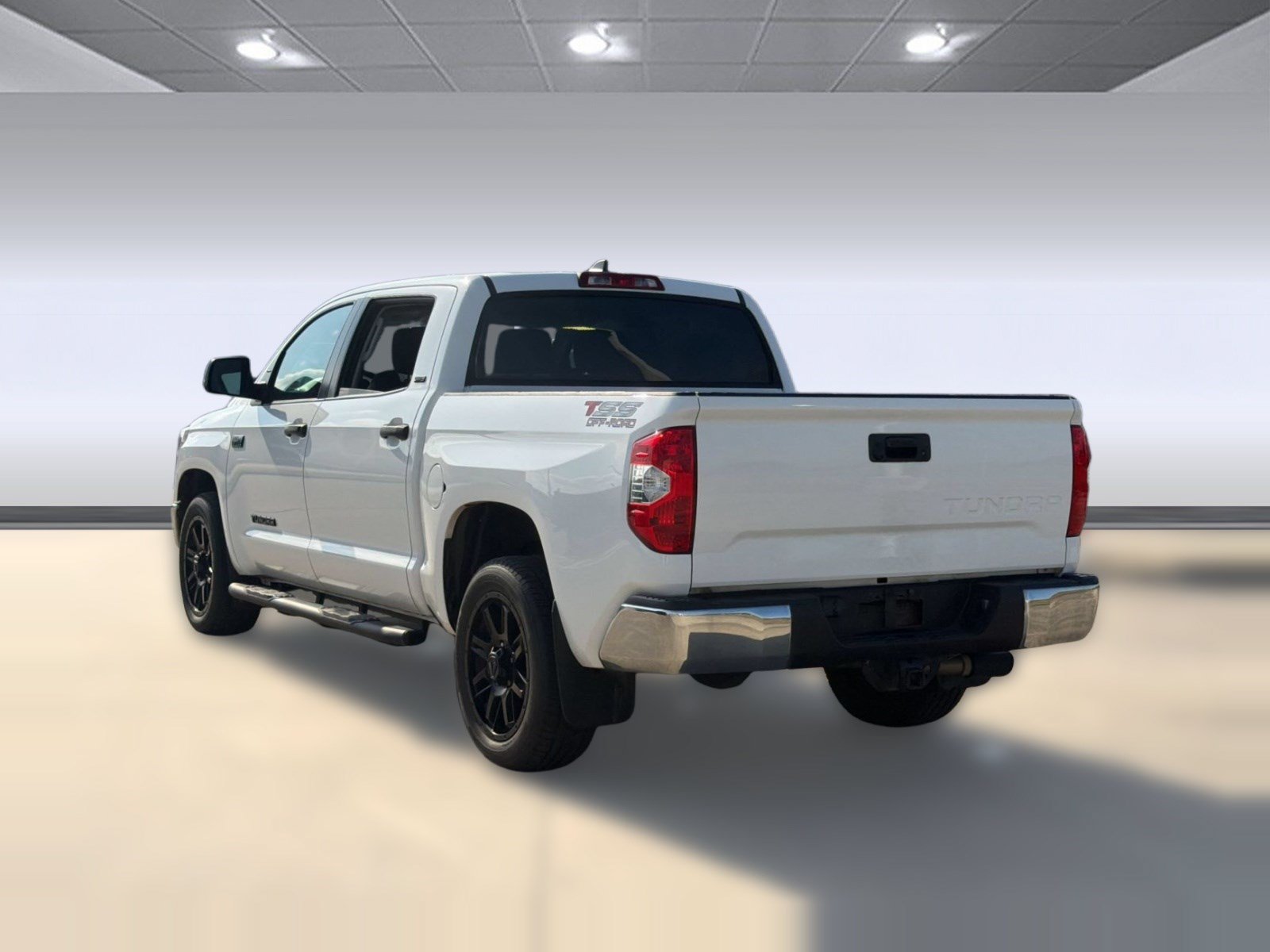 Used 2021 Toyota Tundra SR5 w/ SR5 Upgrade Package RWD image 3