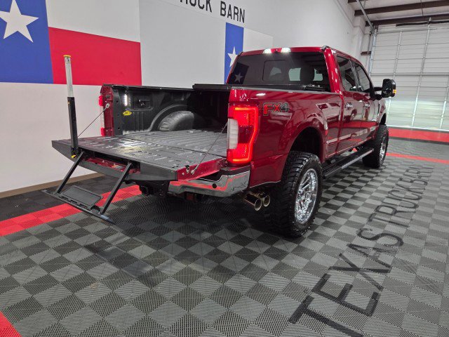 Used 2019 Ford F250 Lariat w/ Lariat Ultimate Package AWD/4WD image 27