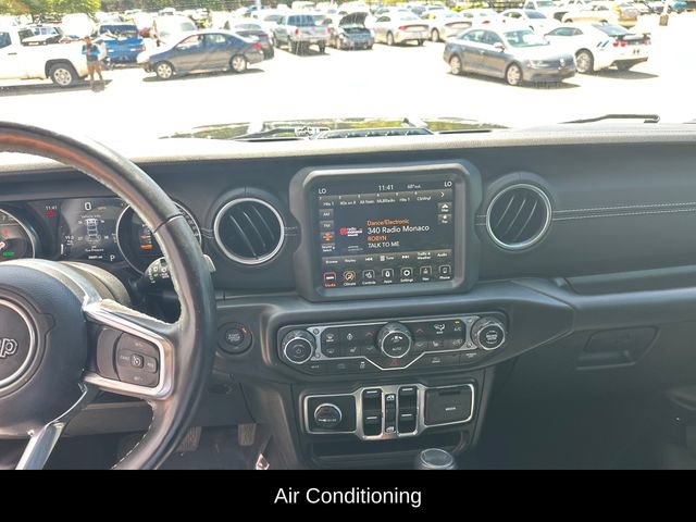Used 2023 Jeep Wrangler Unlimited Sahara w/ Cold Weather Group AWD/4WD image 10