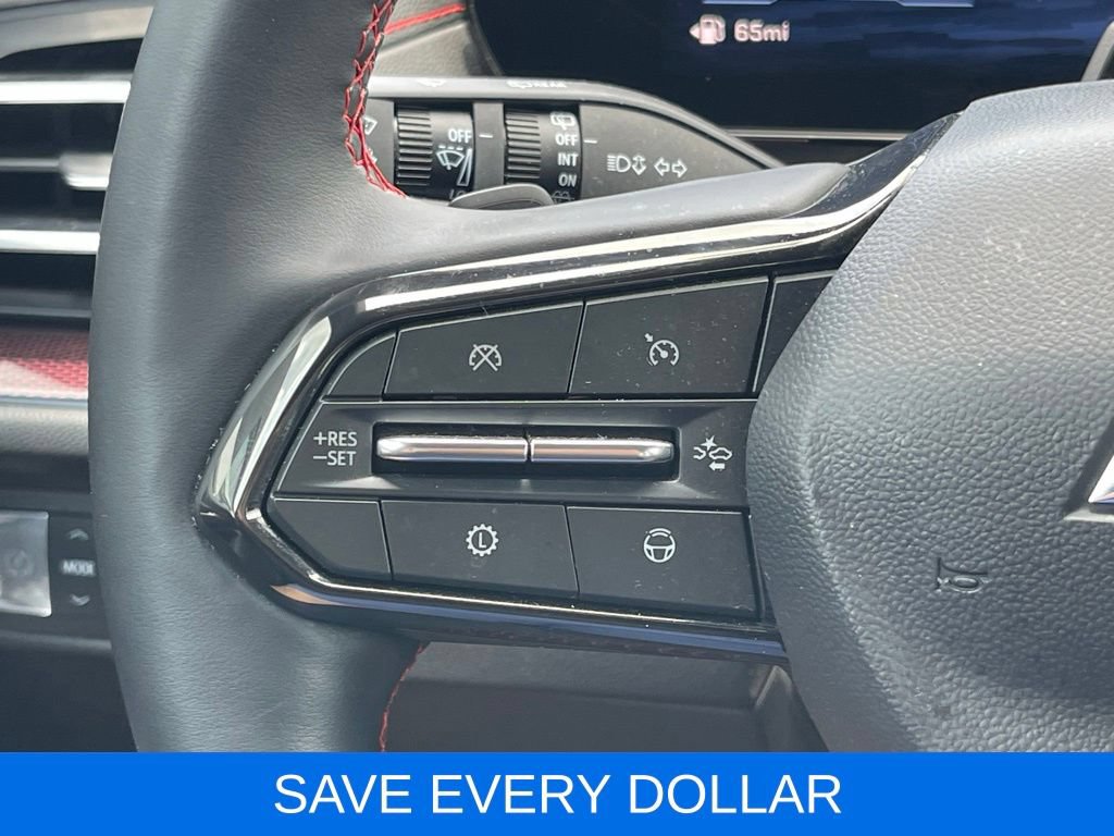 Used 2026 Chevrolet Traverse RS w/ LPO, Floor Liner Package FWD image 19