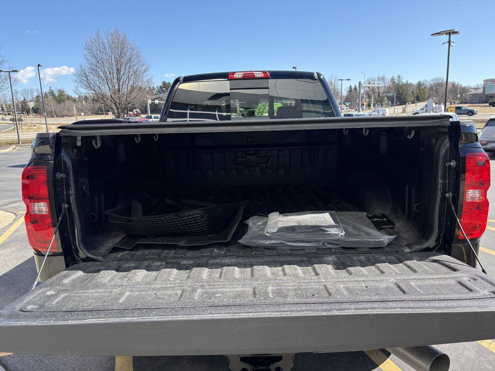 Used 2019 Chevrolet Silverado 3500 High Country image 8