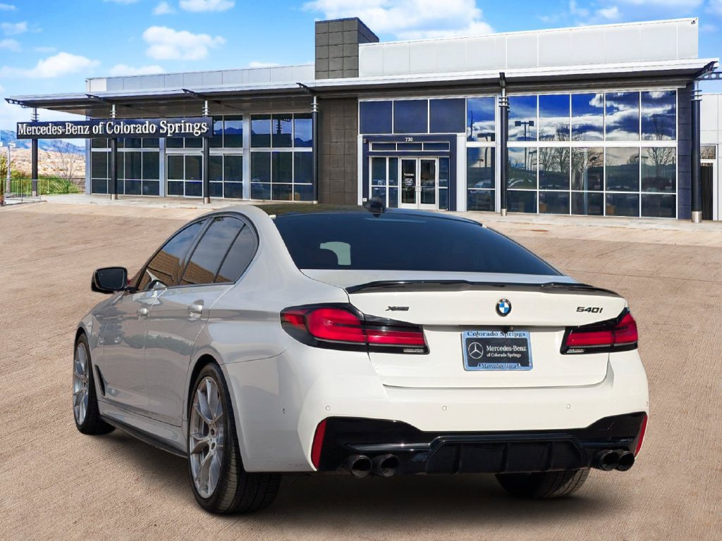 Used 2021 BMW 540i xDrive w/ M Sport Package AWD/4WD image 6