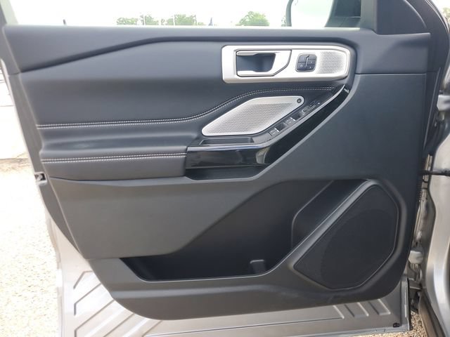 Used 2023 Ford Explorer ST w/ Equipment Group 401A AWD/4WD image 19