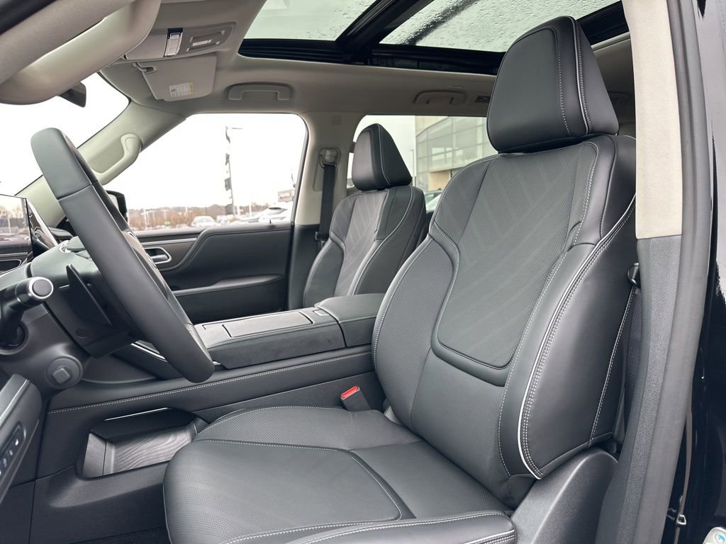 New 2026 INFINITI QX80 Luxe w/ Exterior Package image 40