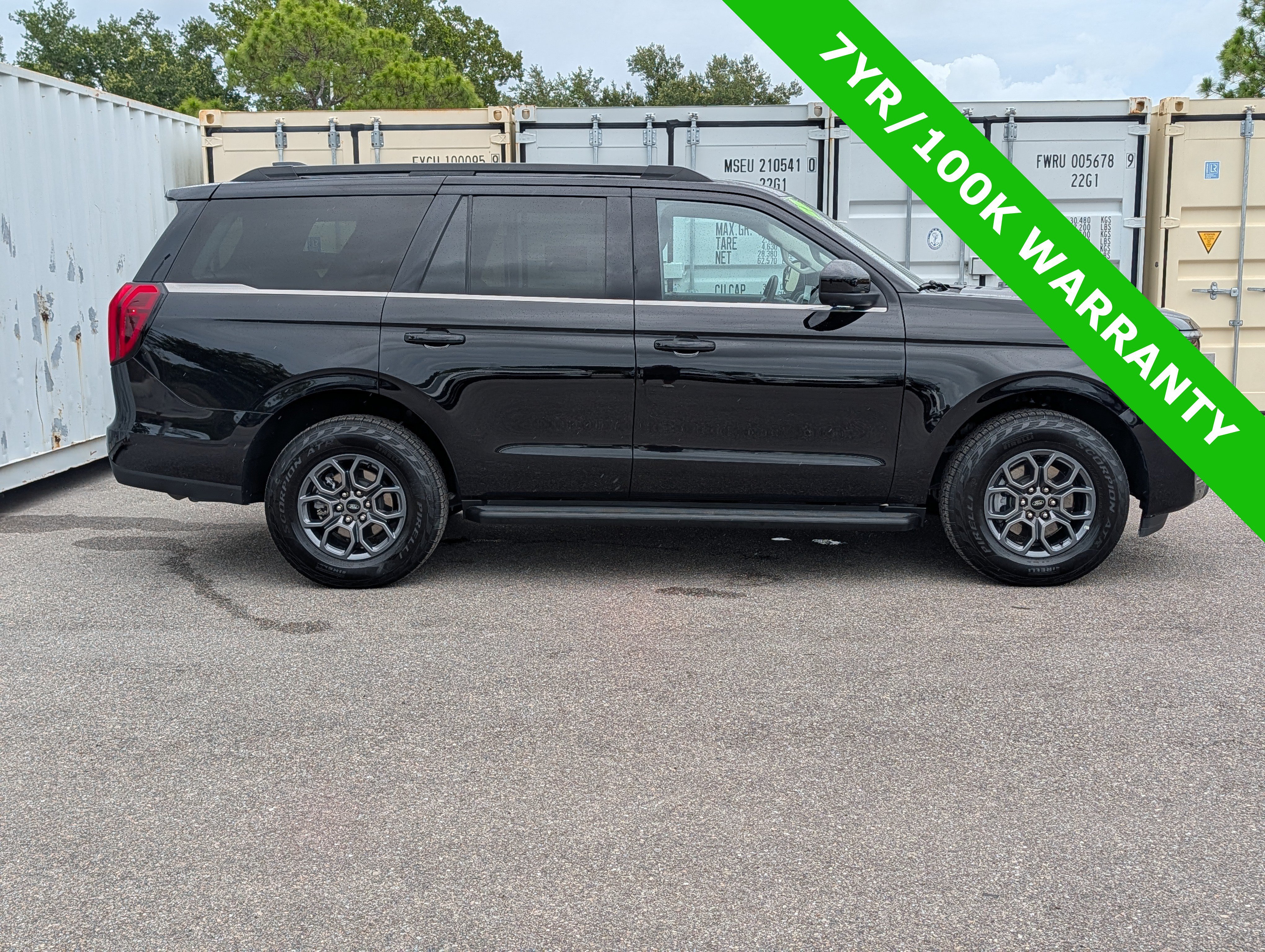 Certified 2025 Ford Expedition Active RWD video 3