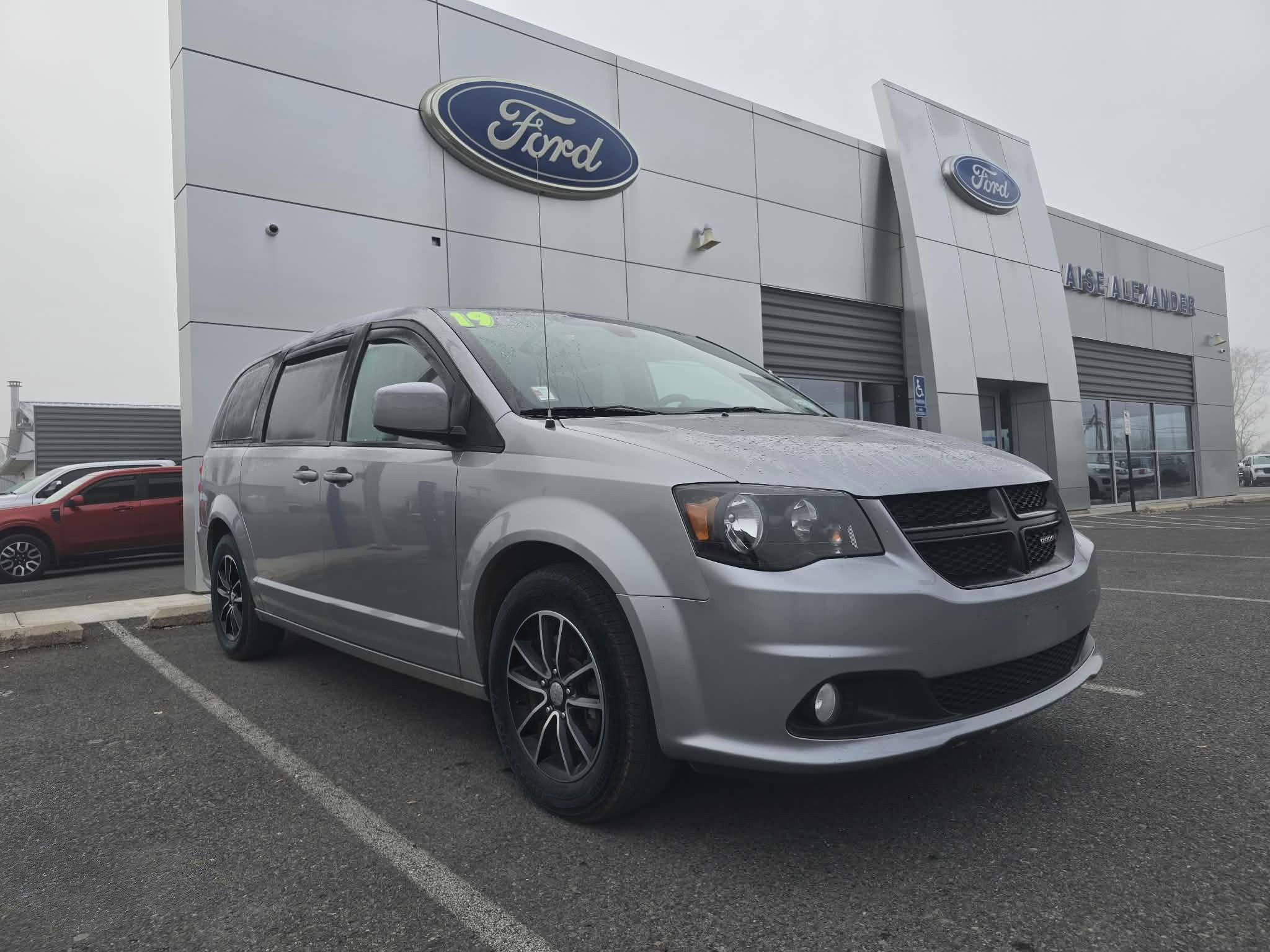 Used 2019 Dodge Grand Caravan SE