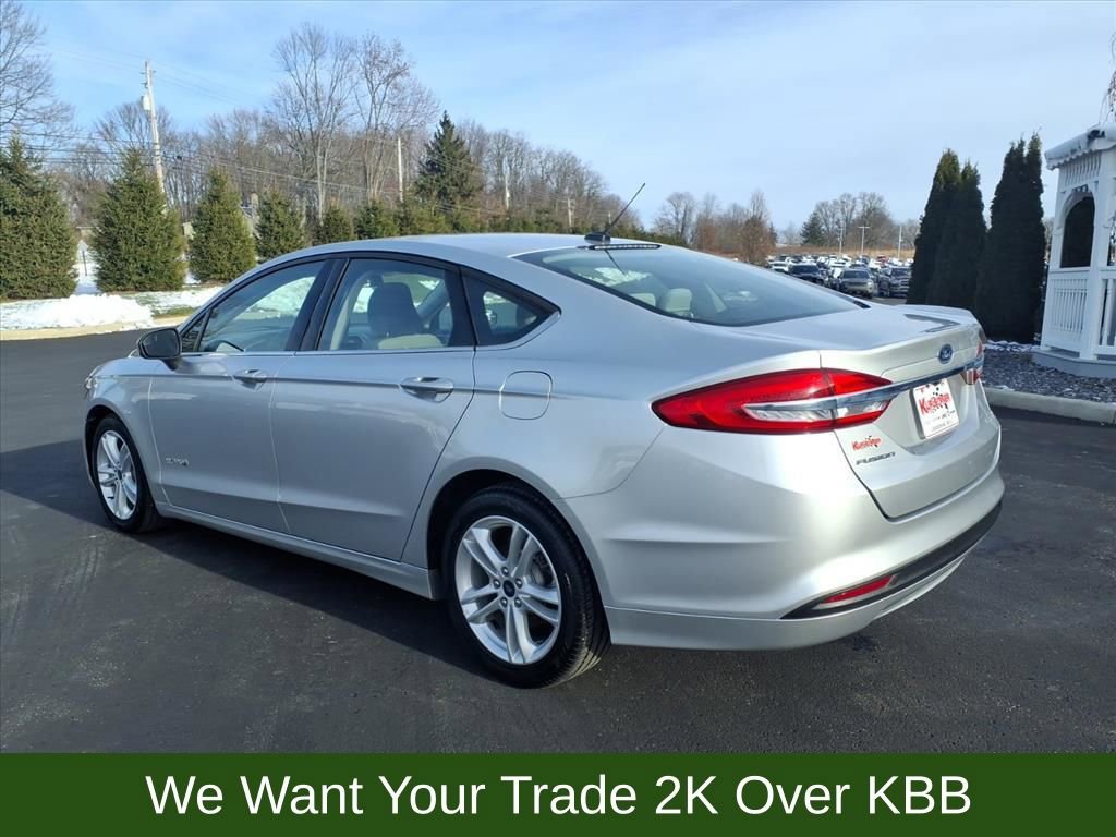 Used 2018 Ford Fusion S image 3