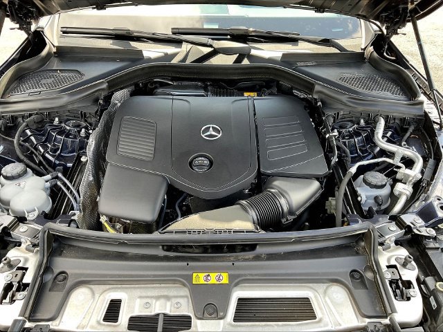 Certified 2024 Mercedes-Benz GLC 300 4MATIC image 32