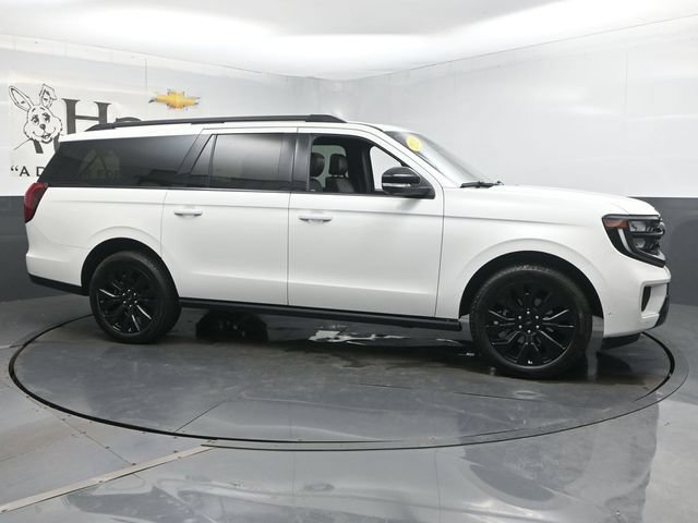 Used 2025 Ford Expedition Max Platinum w/ Stealth Appearance Package AWD/4WD image 51