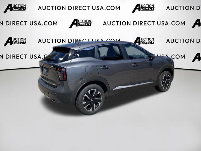 Used 2025 Nissan Kicks SV AWD/4WD image 8