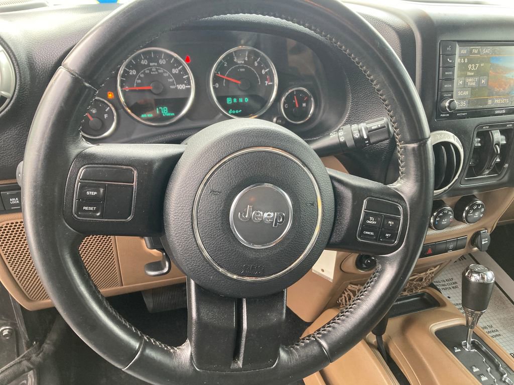 Used 2018 Jeep Wrangler Unlimited Rubicon image 18