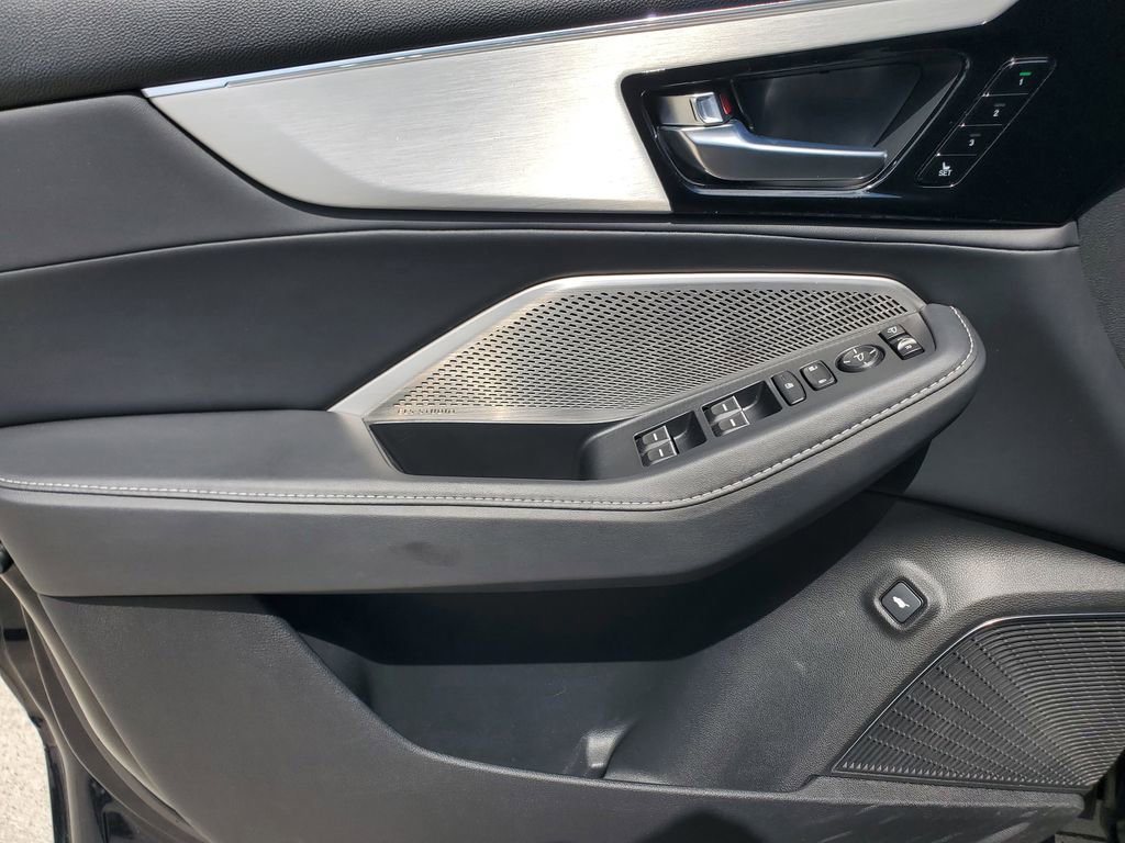 Certified 2024 Acura MDX FWD w/ Technology Package image 21