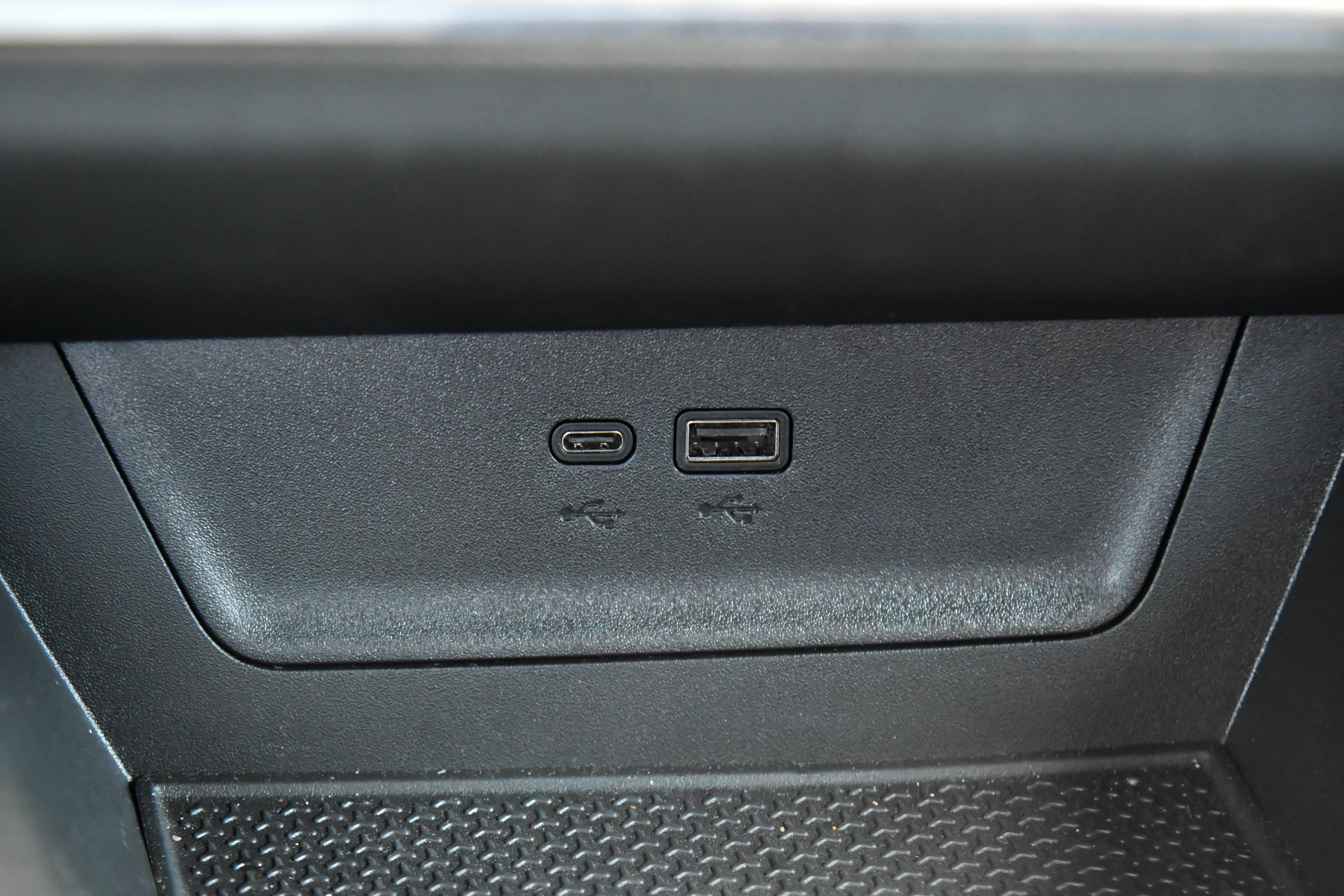 Used 2025 Chevrolet Equinox LT FWD image 27