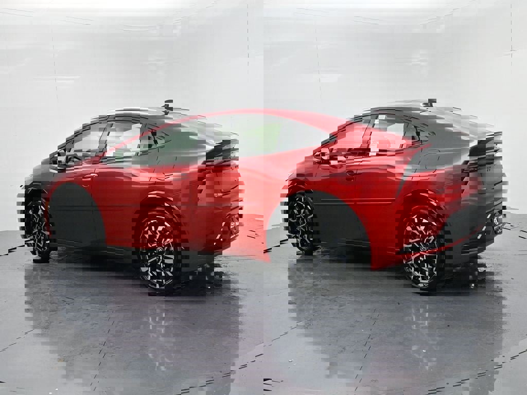 New 2026 Toyota Prius Plug-In Hybrid image 5