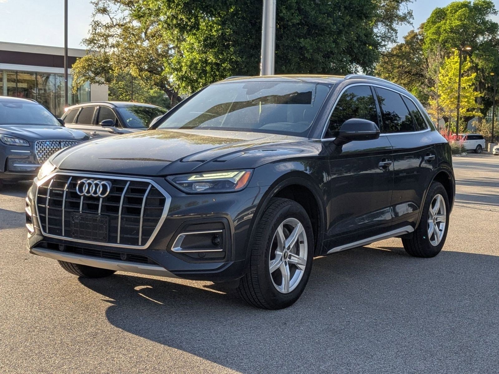 Used 2021 Audi Q5 Premium w/ Convenience Package image 7