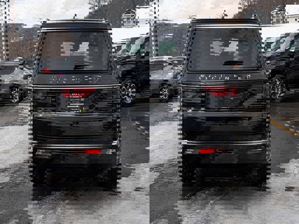 New 2025 Jeep Wagoneer 4WD image 5