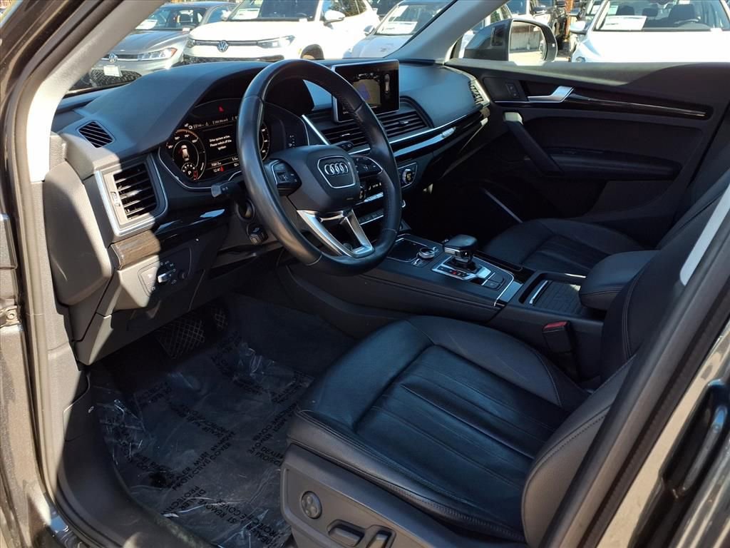 Used 2020 Audi Q5 e Premium Plus w/ Premium Plus Package image 15