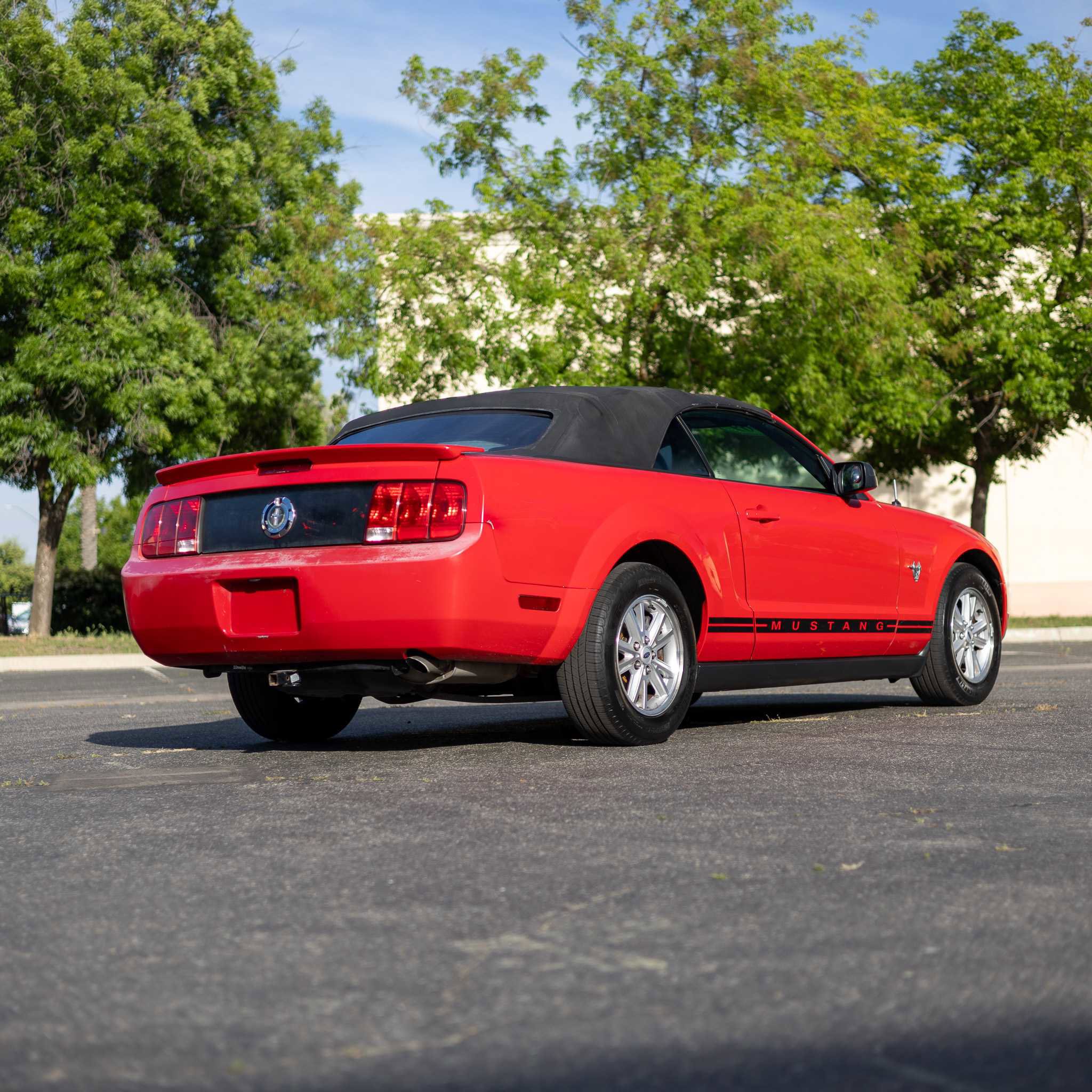 Used 2009 Ford Mustang Premium image 7