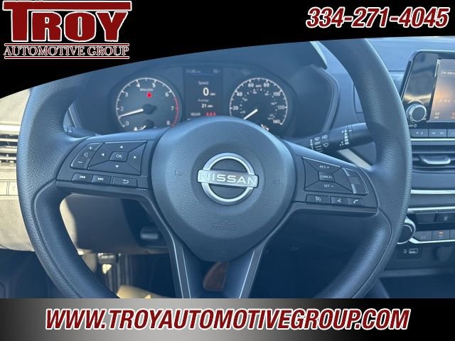 Used 2024 Nissan Altima 2.5 S image 39