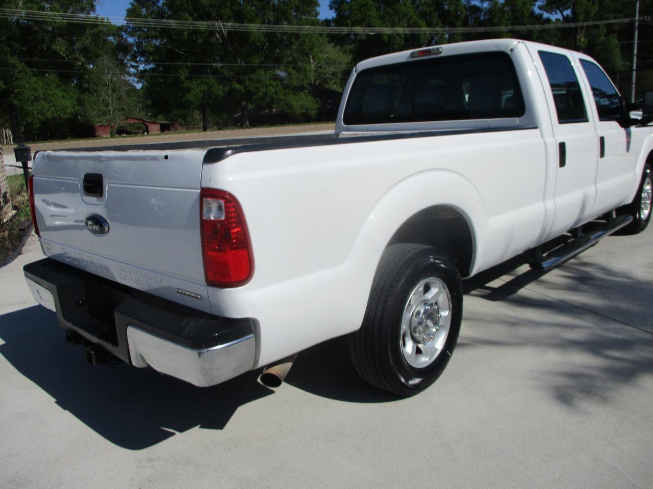 Used 2014 Ford F250 XL w/ Power Equipment Group RWD image 13