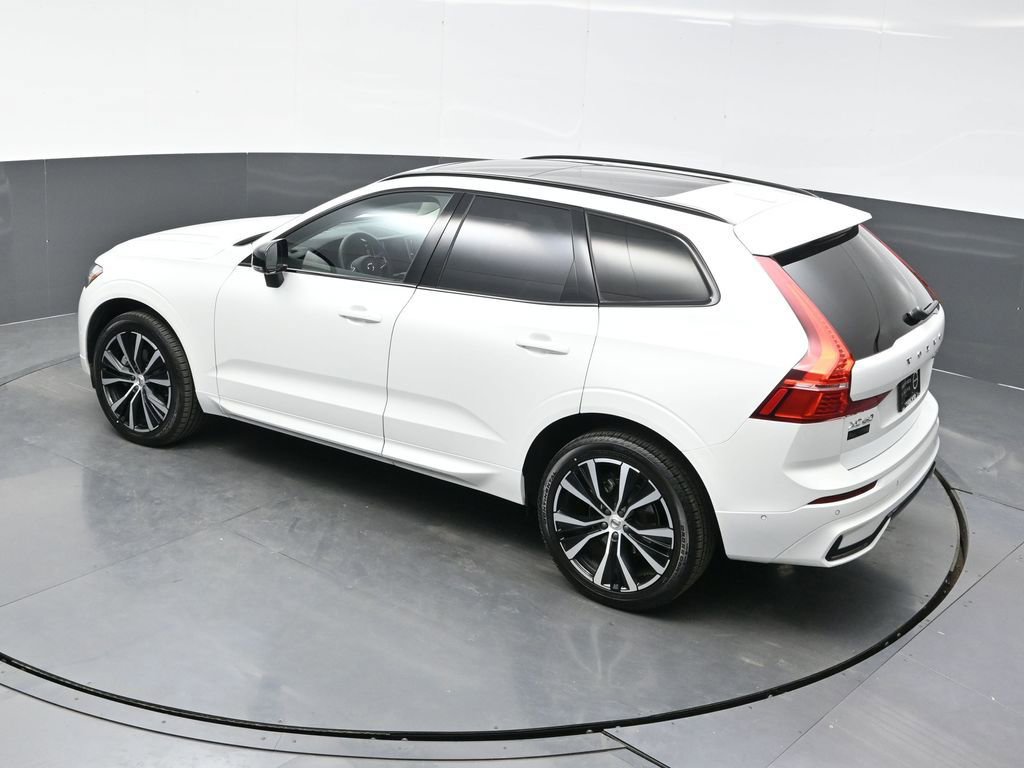 Used 2025 Volvo XC60 B5 Plus w/ Climate Package AWD/4WD image 33