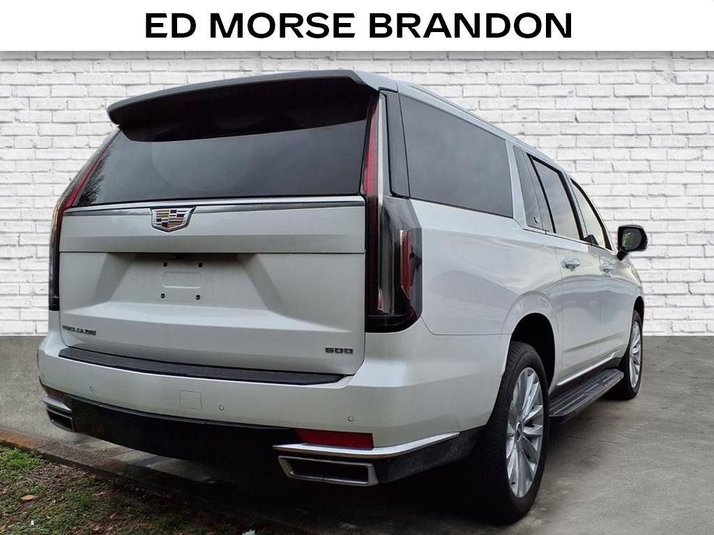 Certified 2024 Cadillac Escalade ESV Luxury image 8