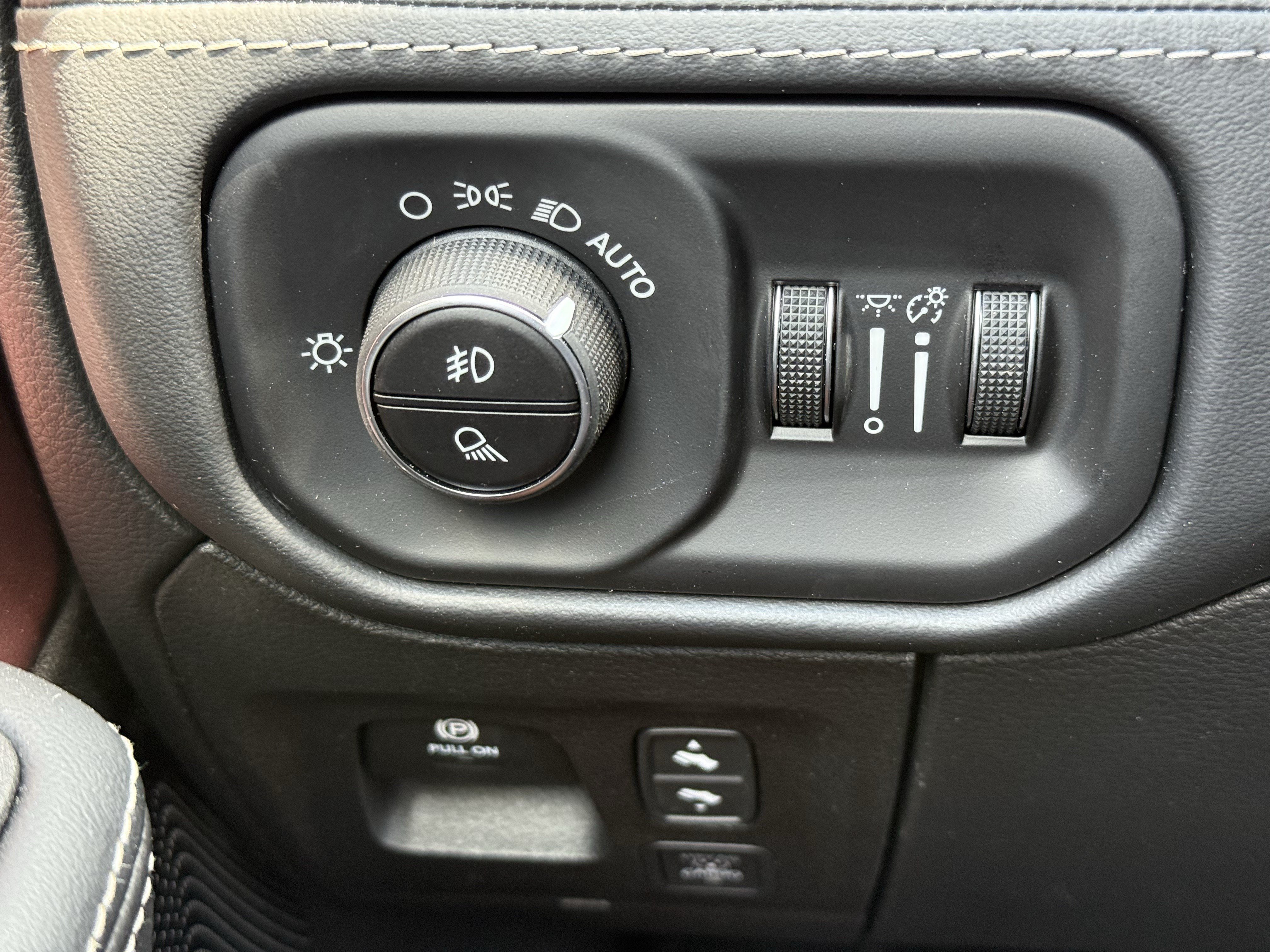 New 2026 RAM 1500 Limited AWD/4WD image 27