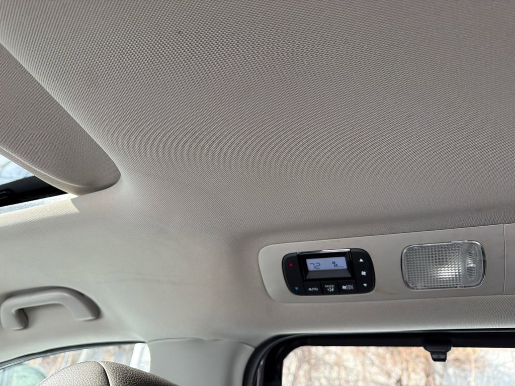 Used 2016 Honda Odyssey EX-L image 17