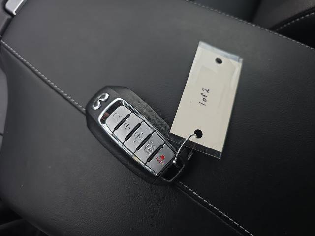 Used 2021 INFINITI QX50 Sensory image 38