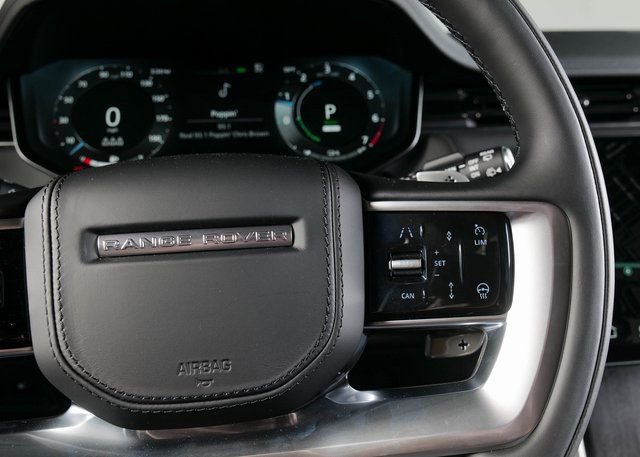 New 2025 Land Rover Range Rover SE image 17