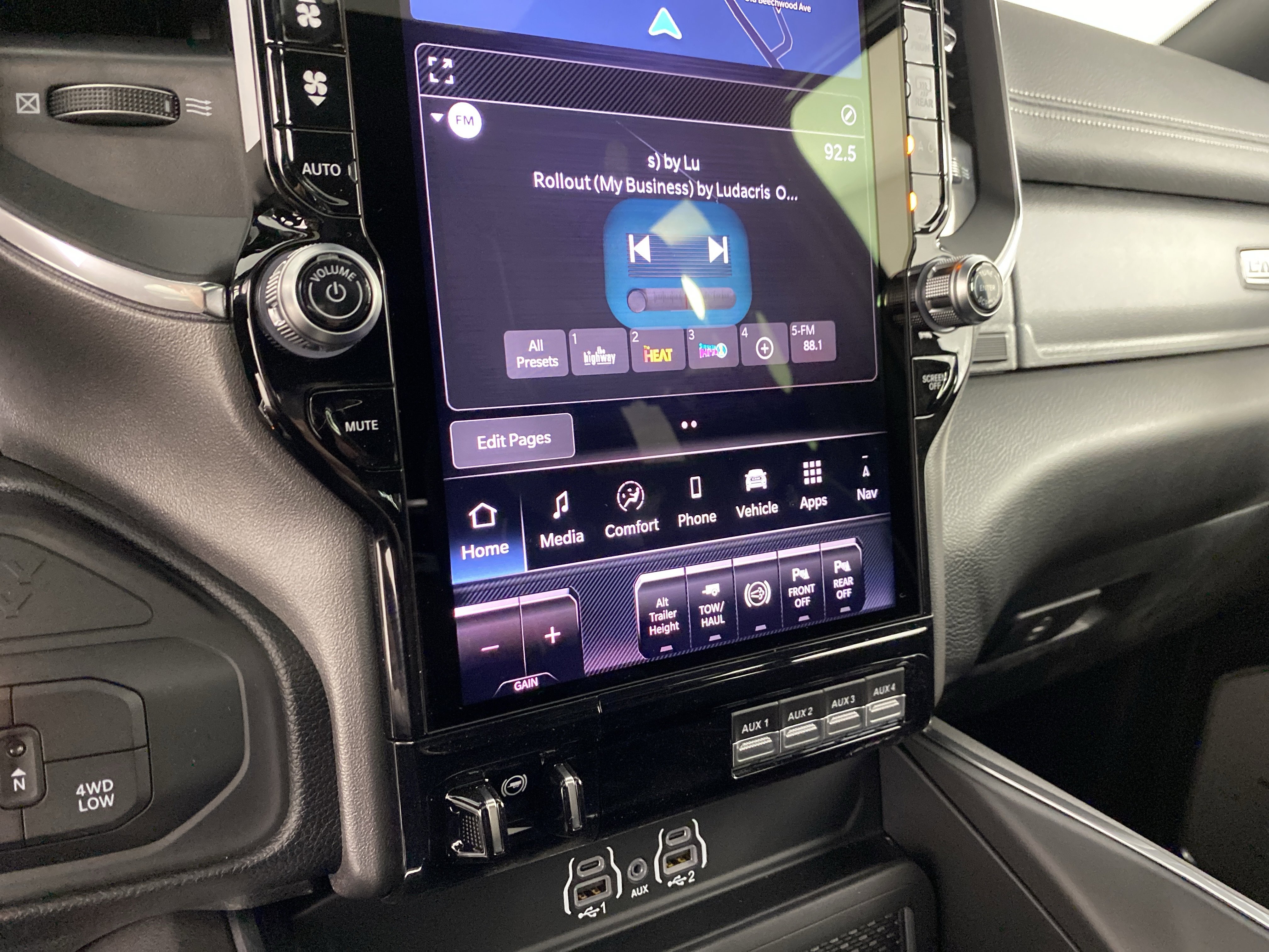 New 2026 RAM 2500 Laramie image 28