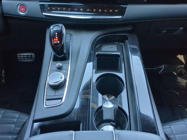 Used 2024 Cadillac Escalade V w/ LPO, ONYX Package image 24