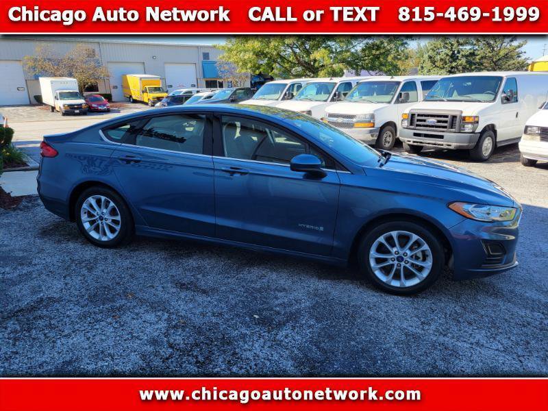 Used 2019 Ford Fusion SE FWD image 1