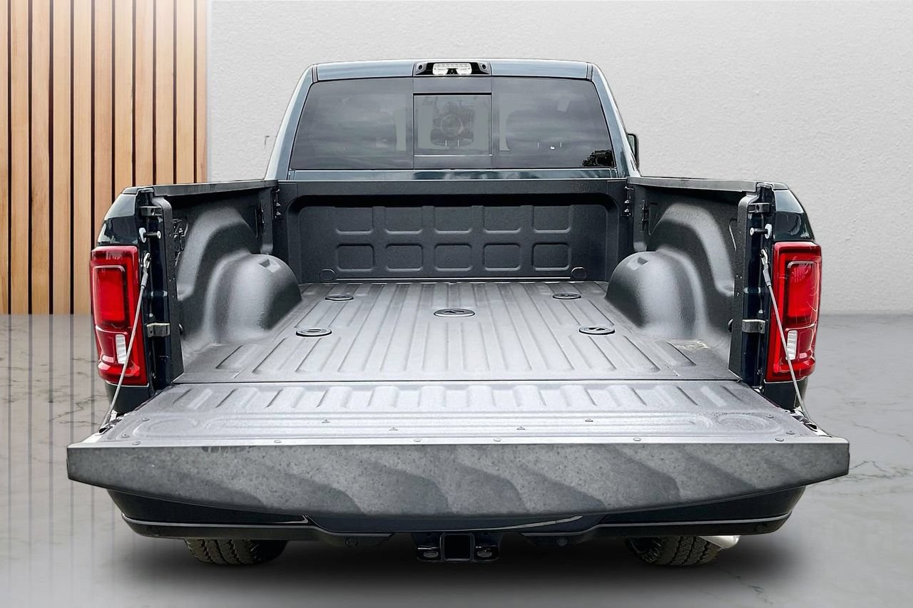 New 2026 RAM 2500 Big Horn AWD/4WD image 24