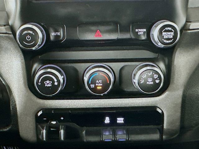 Used 2020 RAM 3500 Tradesman image 16