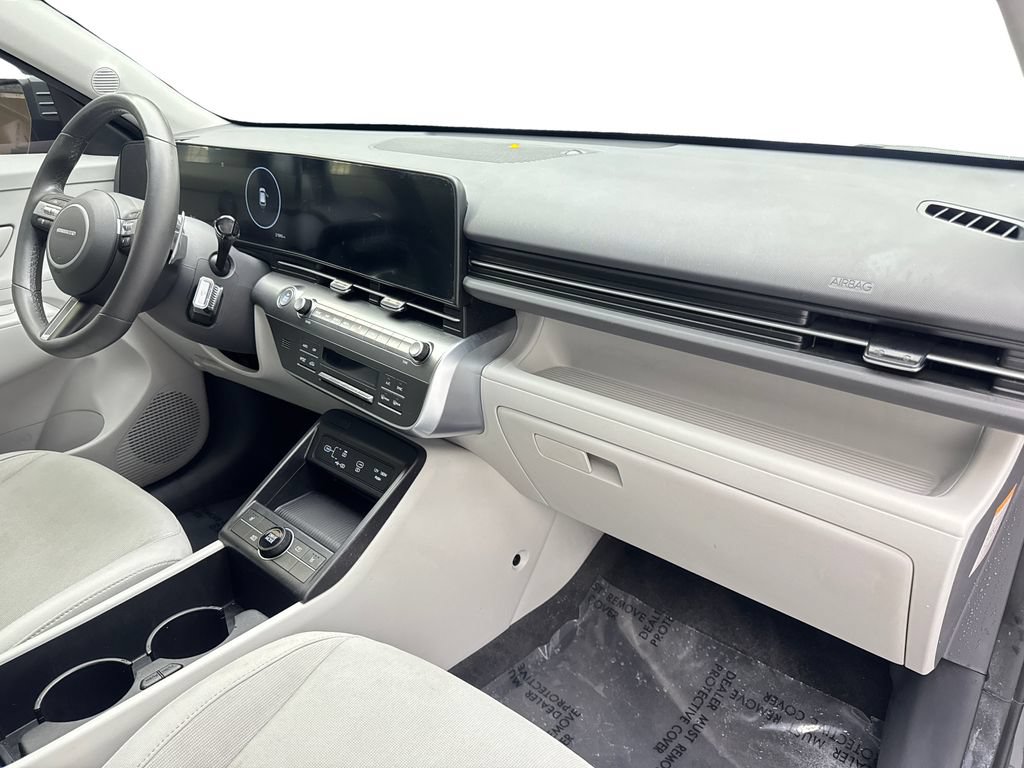 Used 2024 Hyundai Kona SEL FWD image 52
