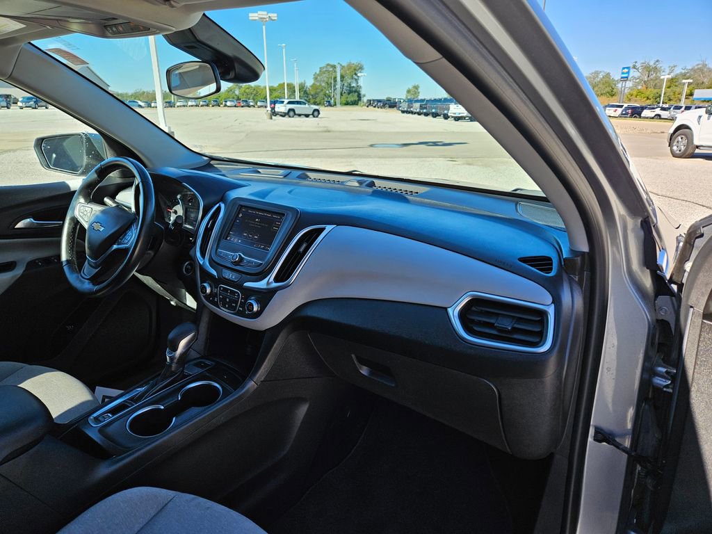 Used 2024 Chevrolet Equinox LT image 36