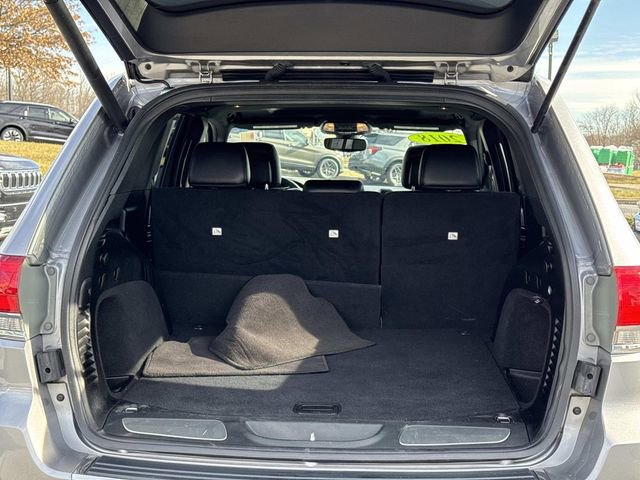 Used 2018 Jeep Grand Cherokee Limited image 13