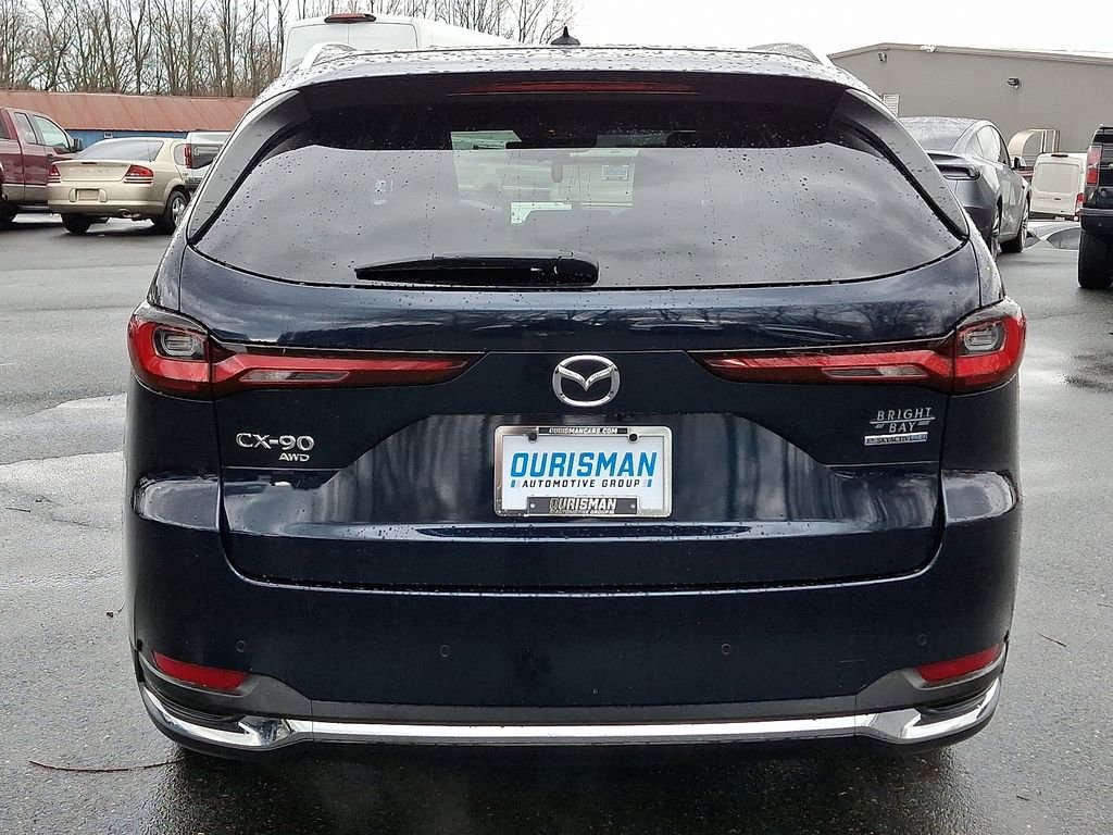 Used 2024 MAZDA CX-90 Plug-In Hybrid w/ Premium Pkg image 5